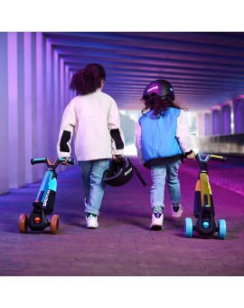 Patinete BERG NEXO Lights con plataforma magnética